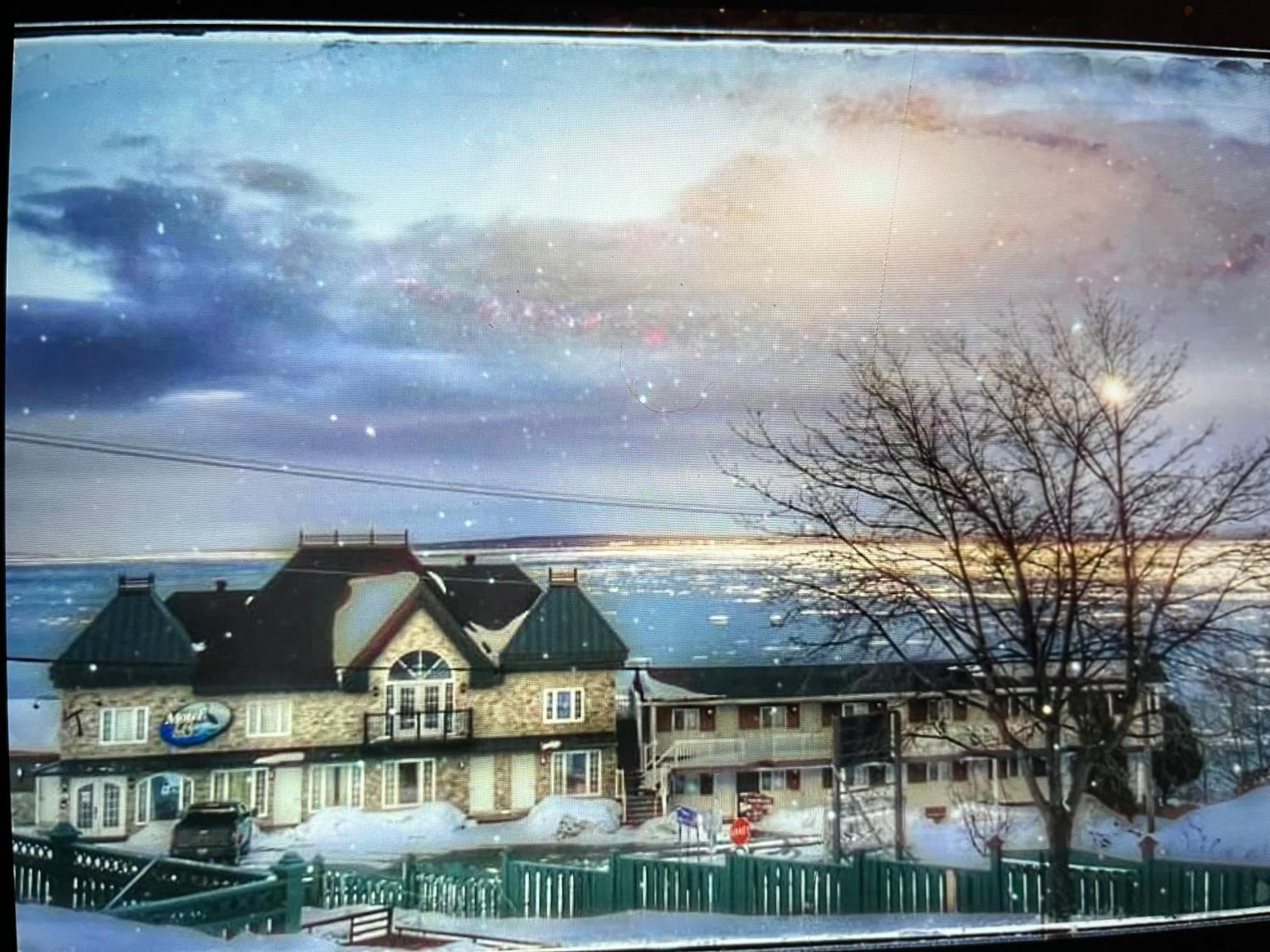 Motel Vue Belvedere Saint-Siméon Exterior photo