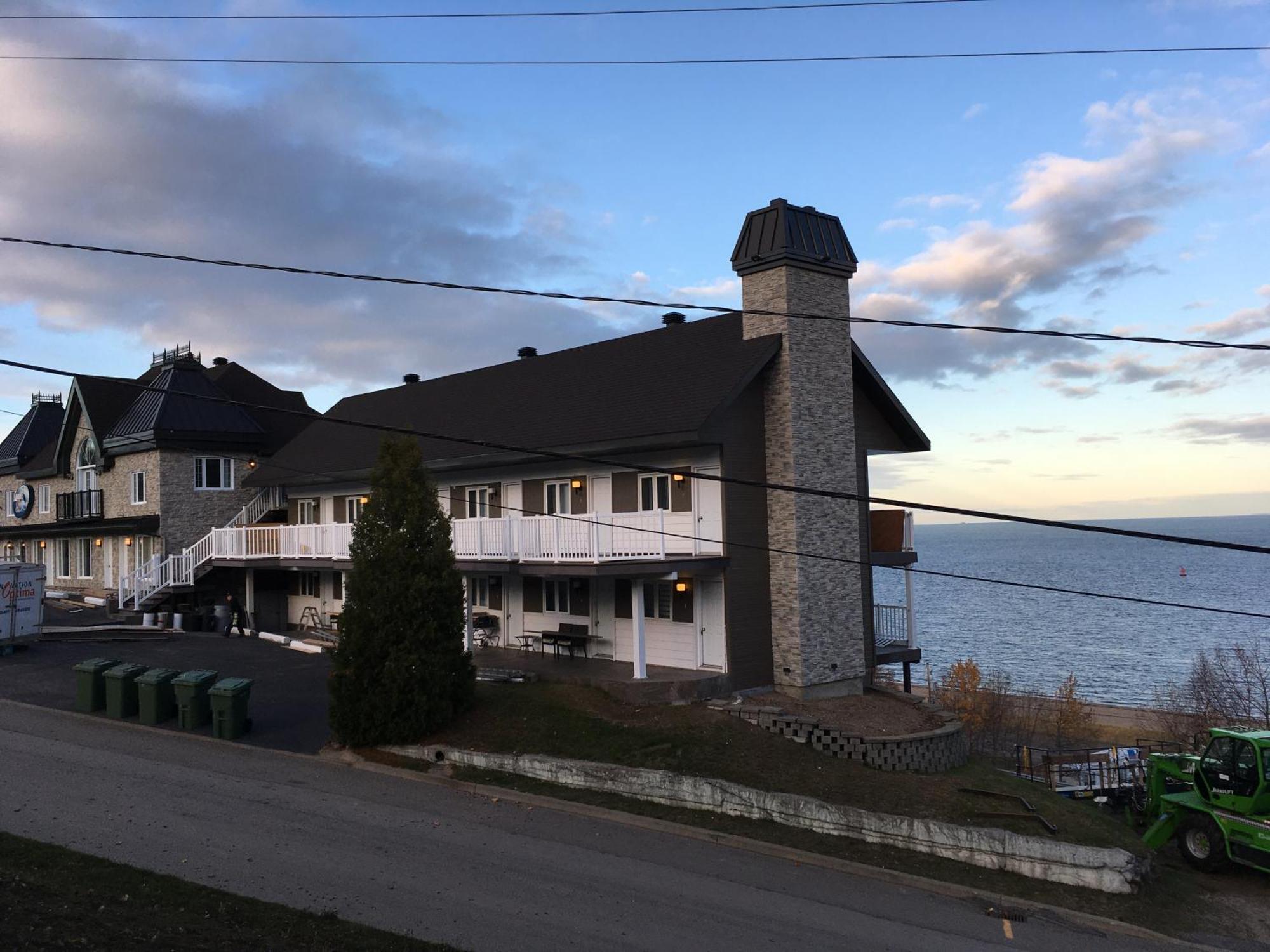 Motel Vue Belvedere Saint-Siméon Exterior photo